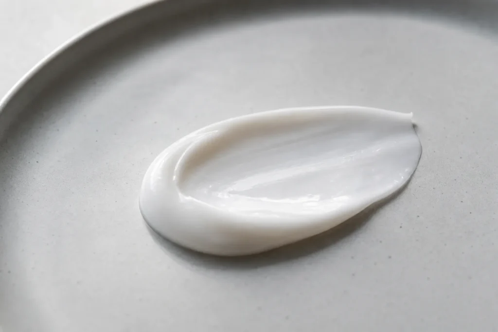 Peau sensible : une routine courte pour apaiser les rougeurs sans l’irriter